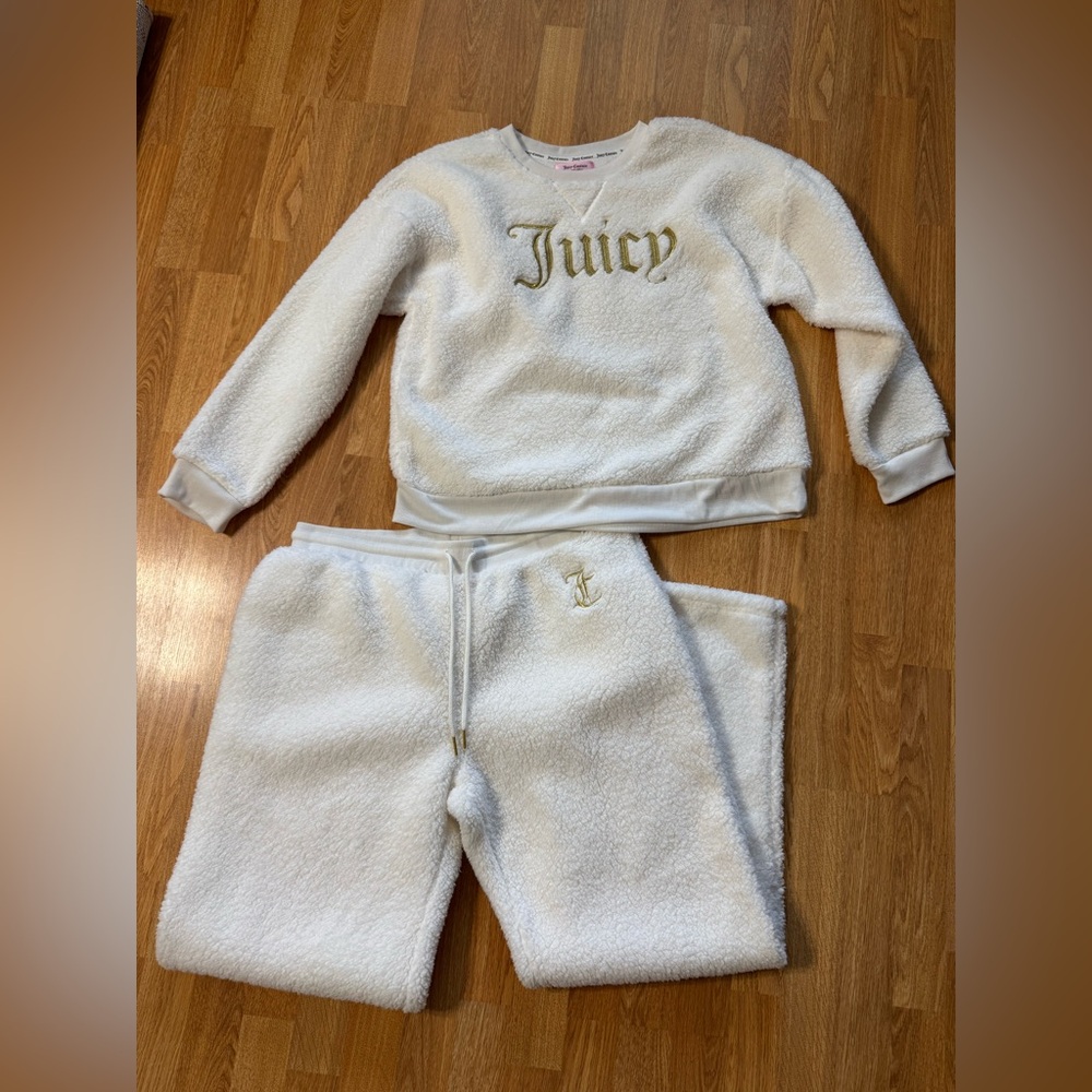 Juicy Couture Pajama Set Womens Sz XL Fuzzy Ivory Gold Logo
